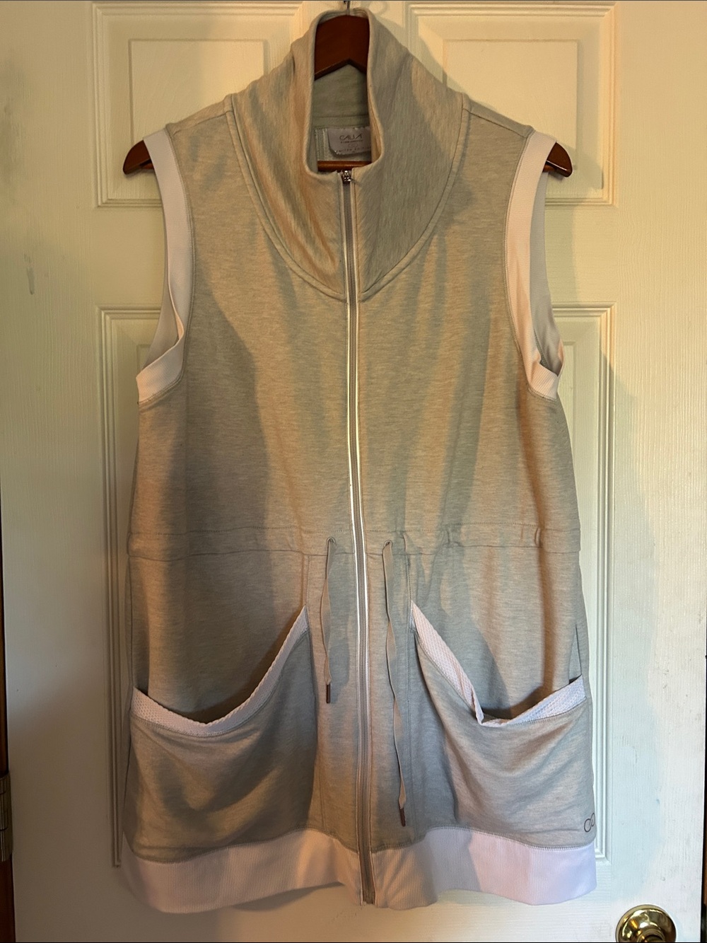 CALIA Limited Edition Light Gray Sleeveless Zip-Front Vest with White Trim